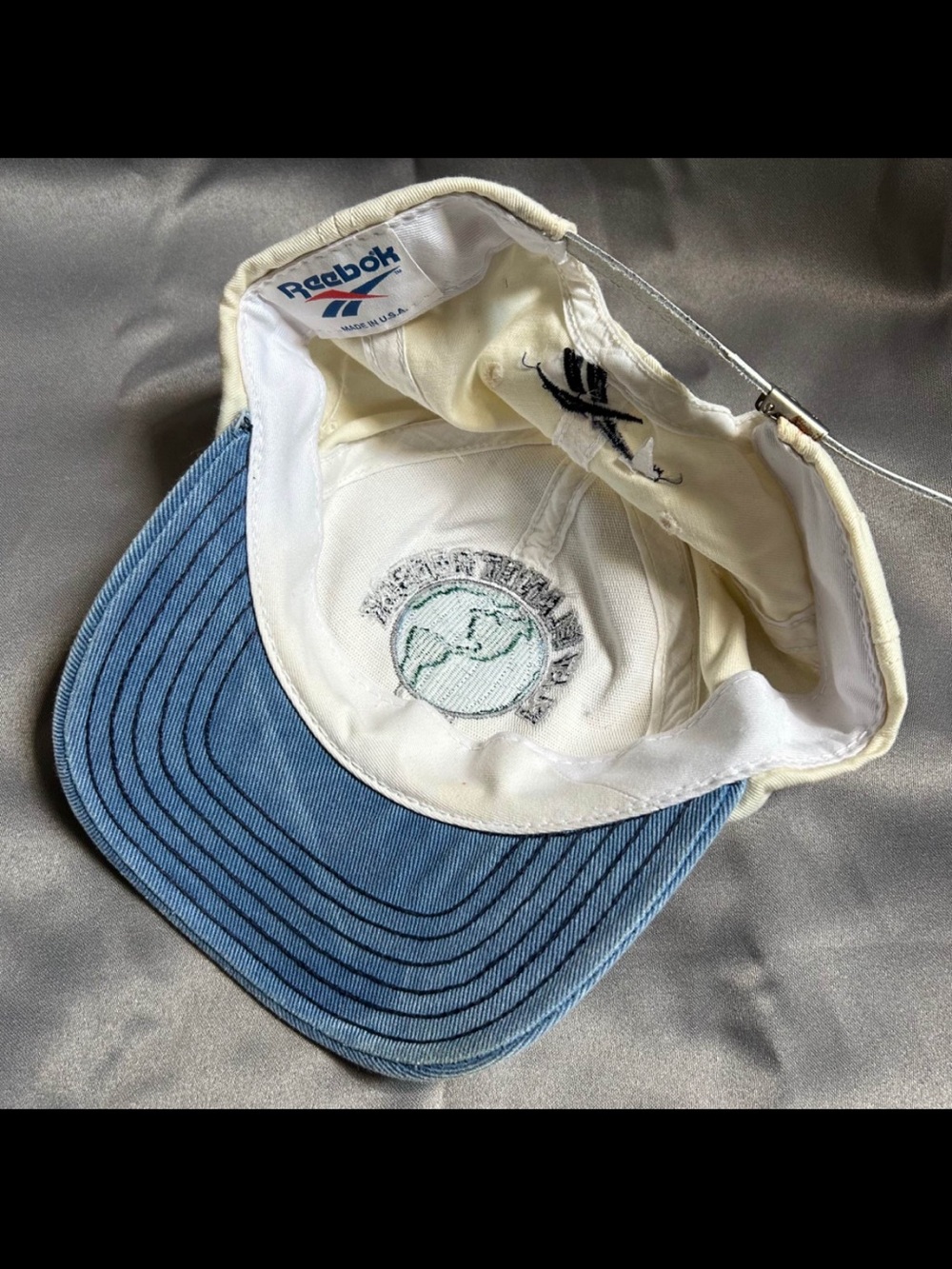 Vintage Reebok Hat - Picture 3 of 4